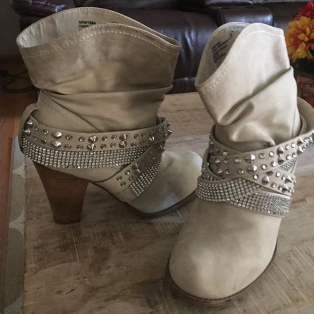 Buckle Boots Size 9